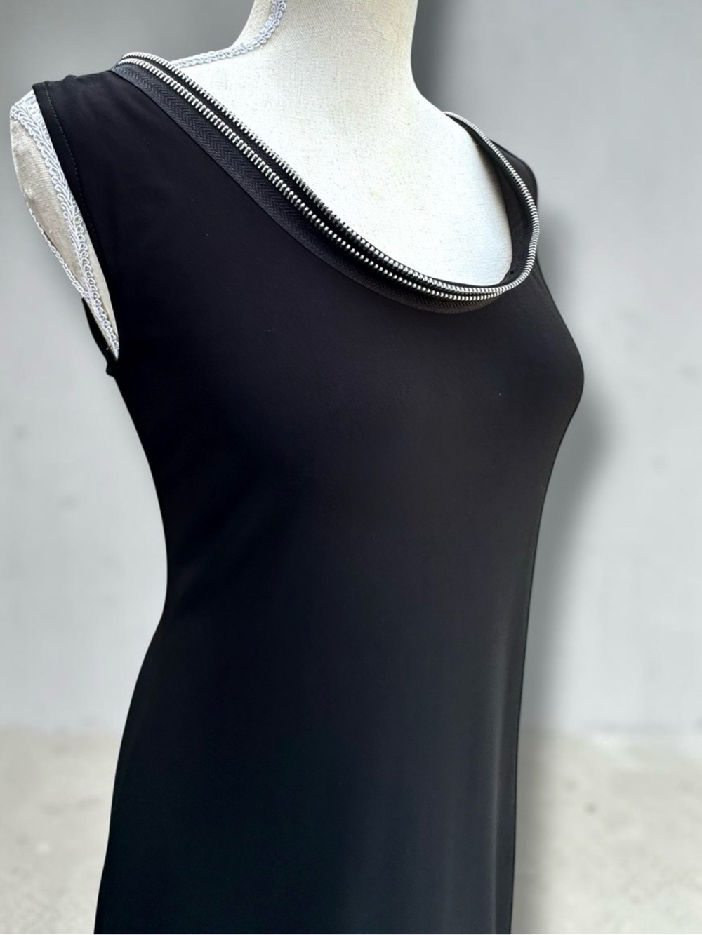 Sohung Designs New York Silver Zipper Teeth Trim Shift Dress Handmade Size M
